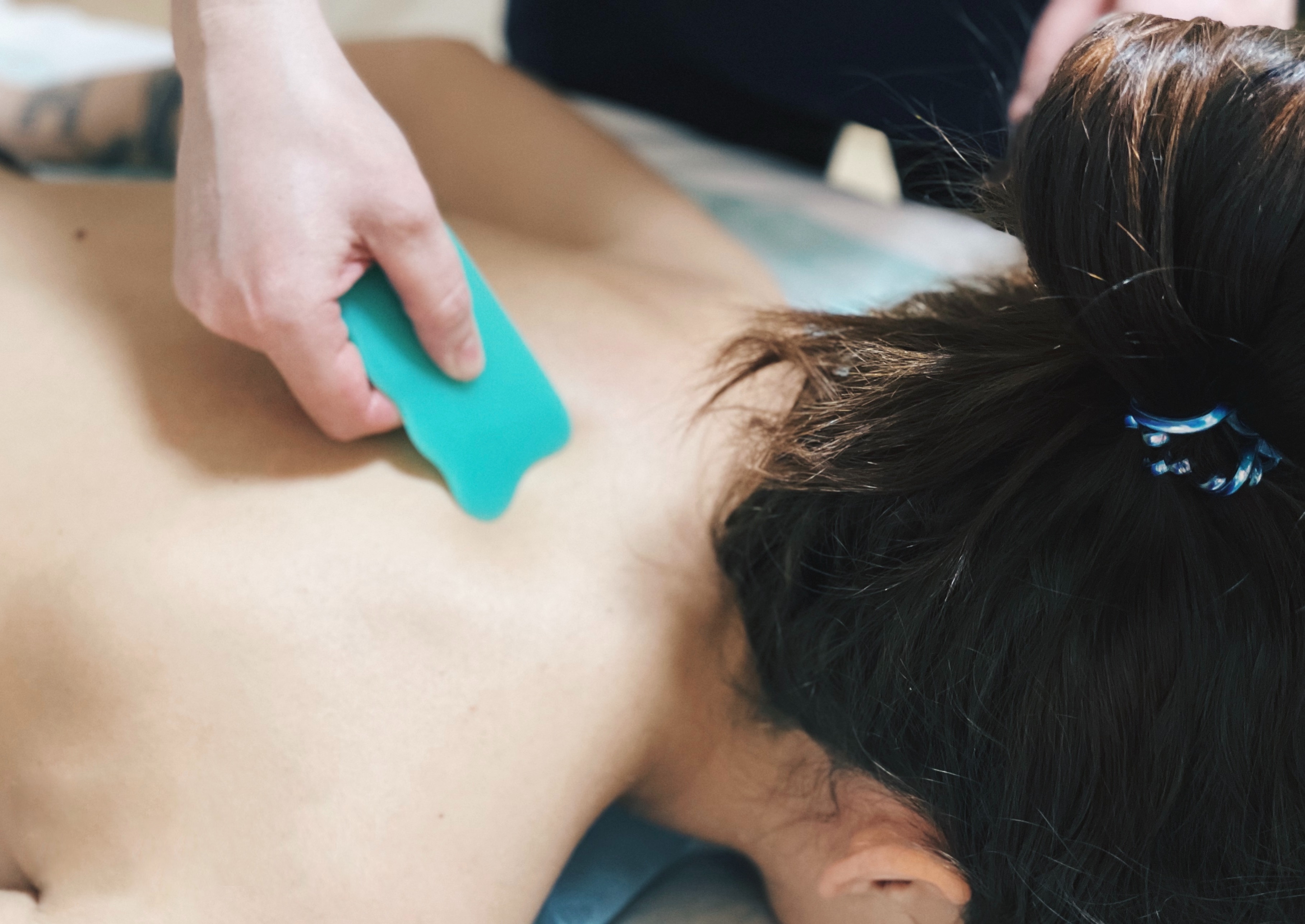 Скребковый массаж - гуаша